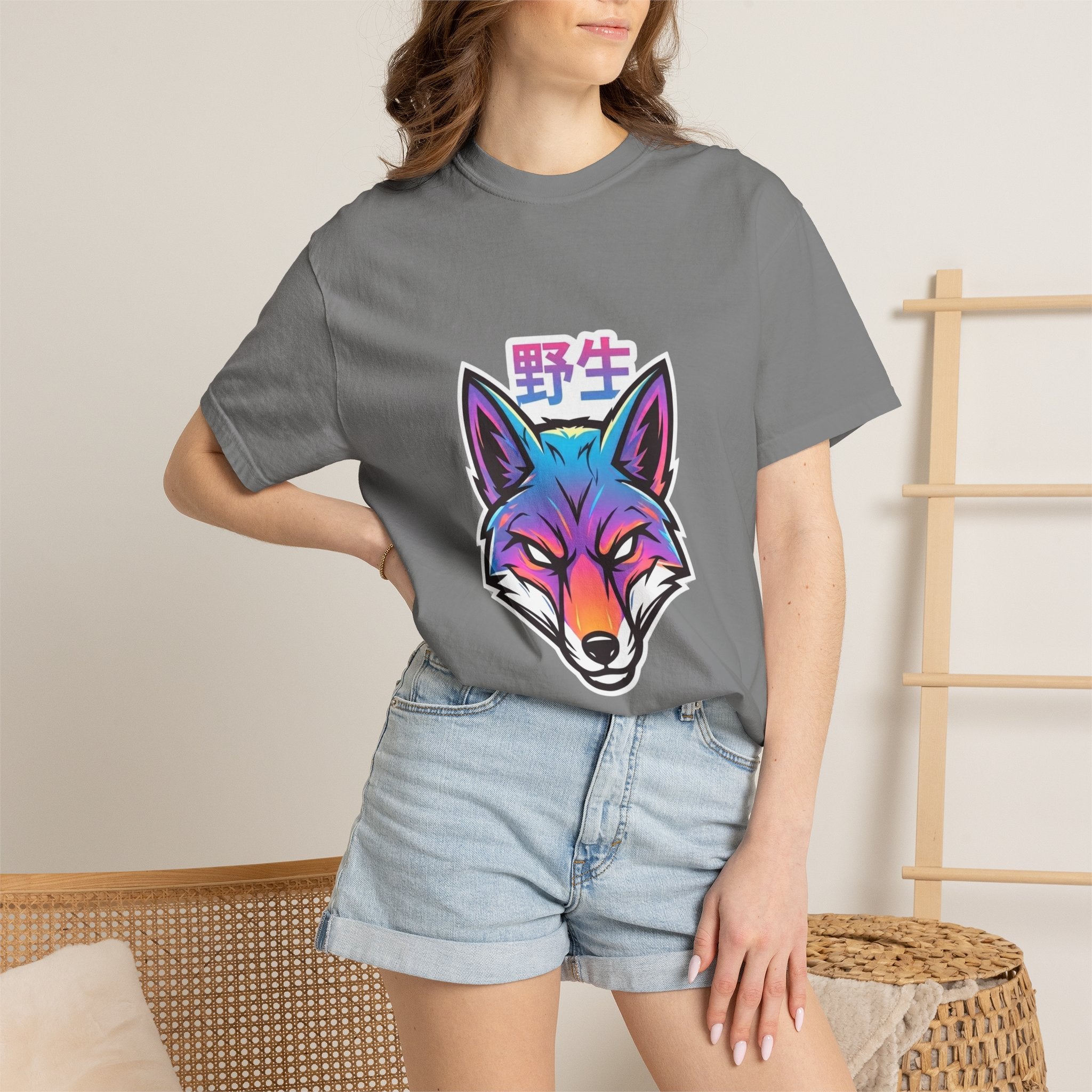Neon Fox Graphic T-Shirt — Wild (野生) Japanese Kanji Tee